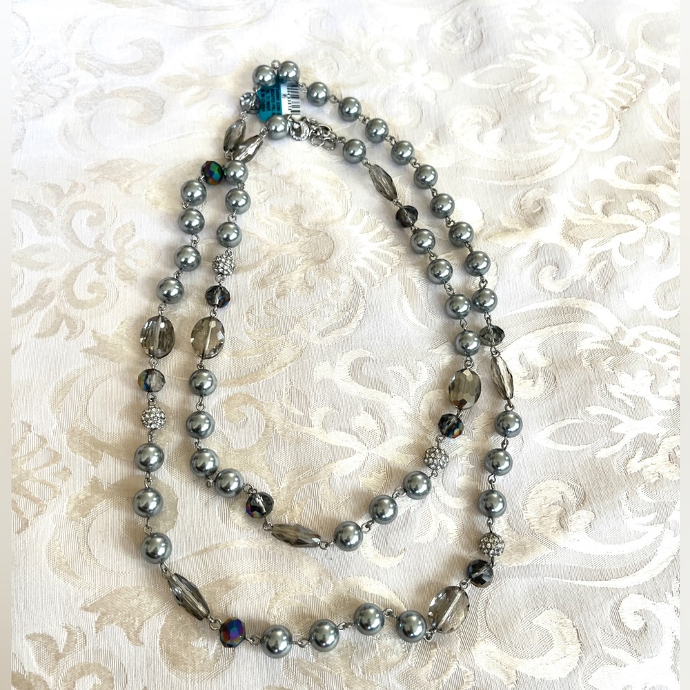New long blue/gray shiny and sprinkle neckless. - Picture 1 of 6